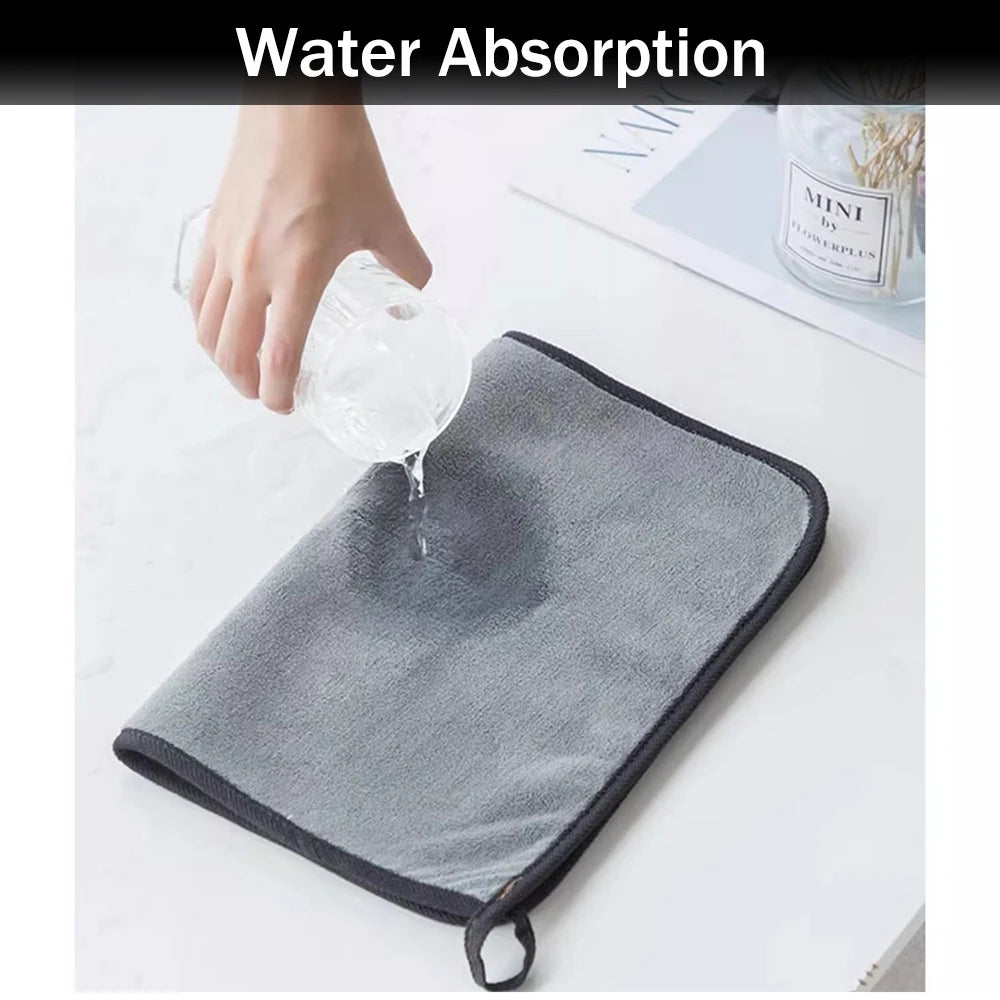 Premium Microfiber Car Cleaning Towel – Ultra Absorbent & Scratch-Free